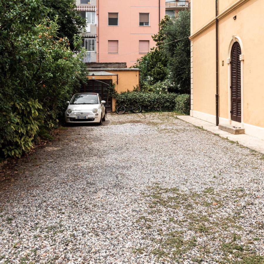 Bed and Breakfast Arena Alfieri Livorno Exterior foto