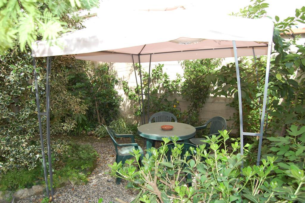 Bed and Breakfast Arena Alfieri Livorno Exterior foto